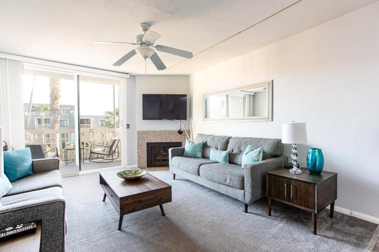 3 Bedroom! - Complex Is On The Beach With Huge Pool Оушенсайд Экстерьер фото